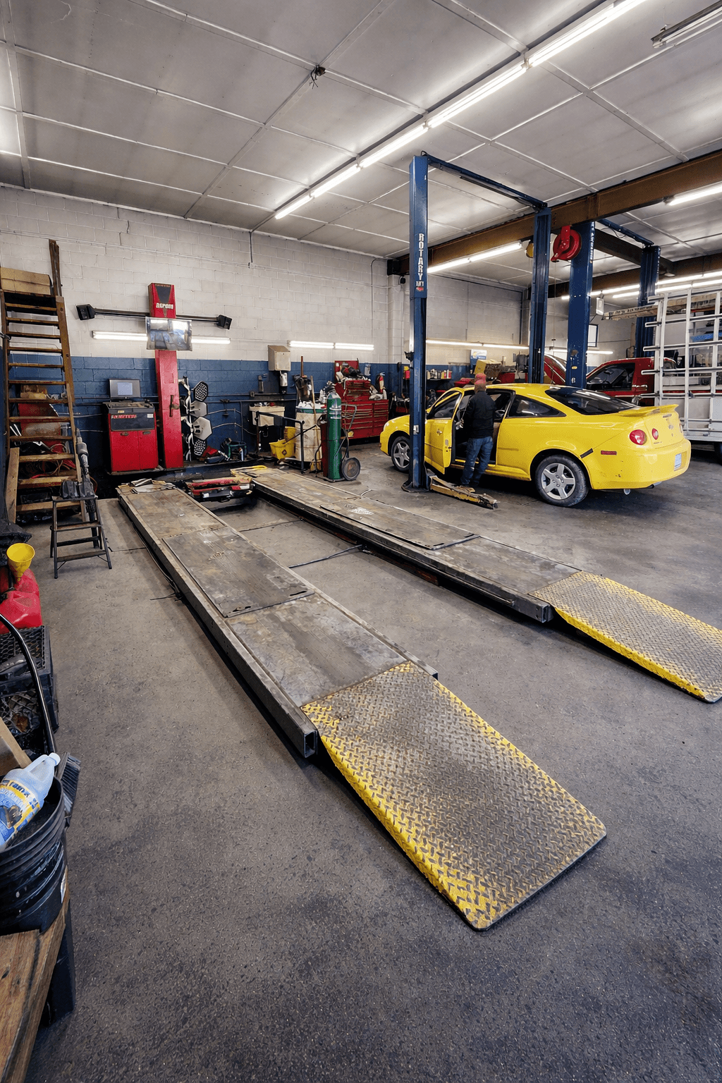 Moe's Garage - work area and tools